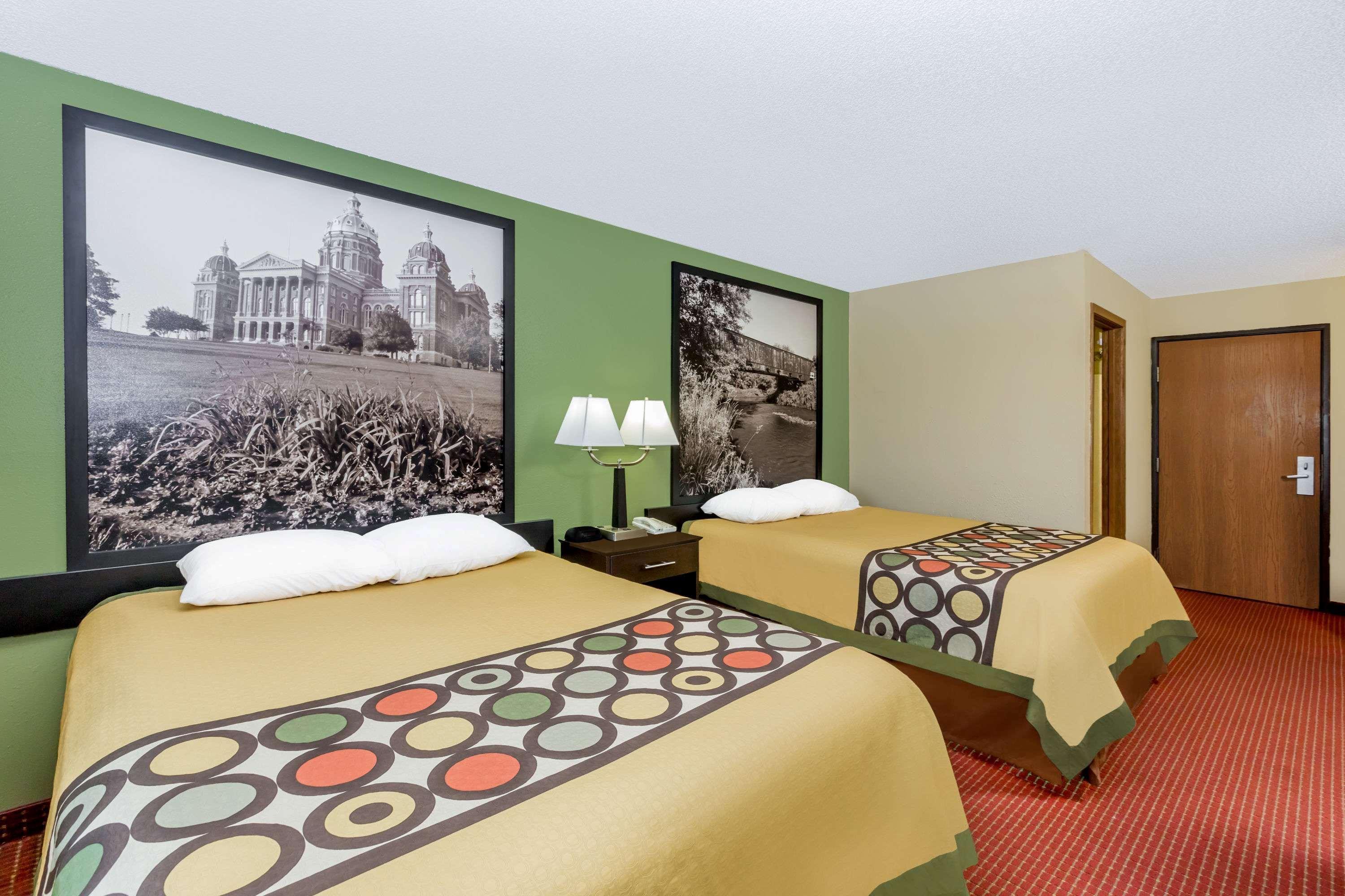 Super 8 By Wyndham Grinnell Ia Extérieur photo