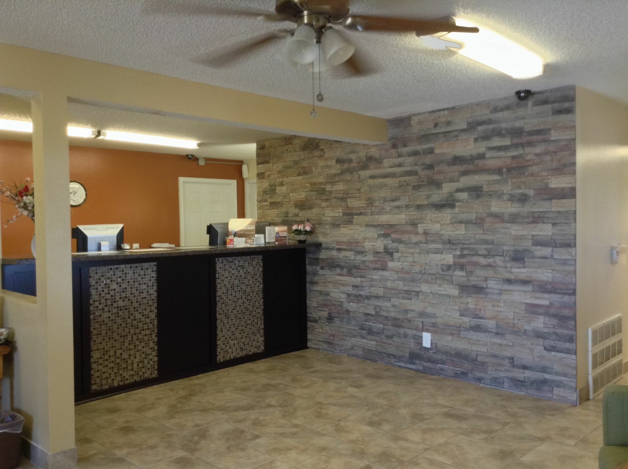 Super 8 By Wyndham Grinnell Ia Extérieur photo