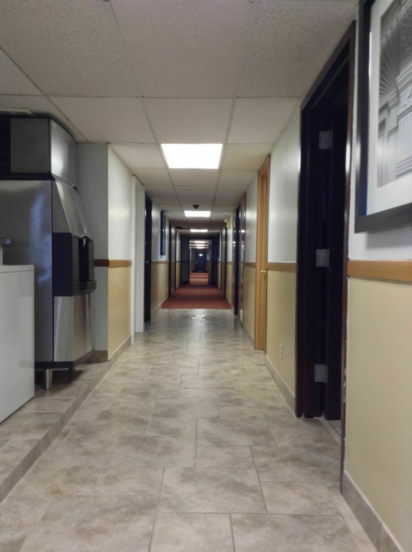 Super 8 By Wyndham Grinnell Ia Extérieur photo